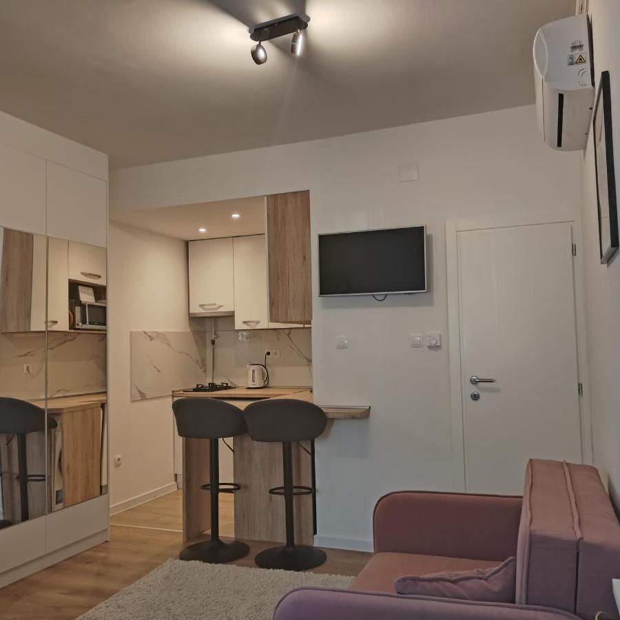 Studio Apartman Oboj Maksimir Self Check In 자그레브 외부 사진