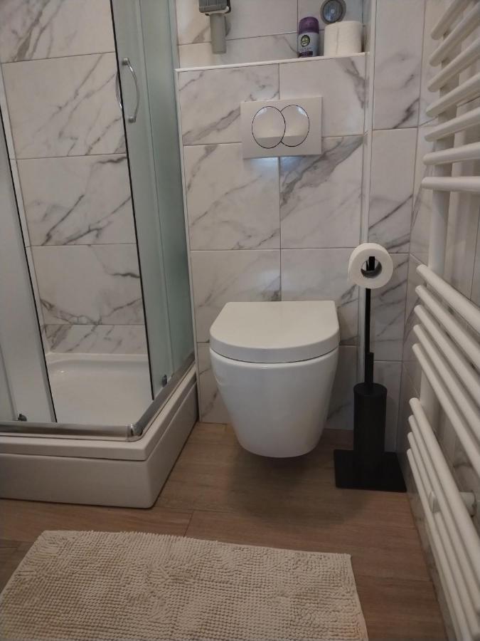 Studio Apartman Oboj Maksimir Self Check In 자그레브 외부 사진