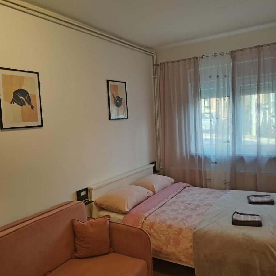 Studio Apartman Oboj Maksimir Self Check In 자그레브 외부 사진